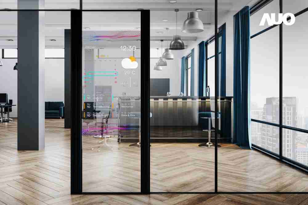 森林舞会致力于研发低能耗之绿色产品，，，，如低能耗发光组件Micro LED显示技术，，，具高透明、、、可无限拼接的特性，，，可依需求调整并延伸应用于不同场域，，包括汽车侧窗或家庭玄关、、、、智慧橱窗、、商业展示等