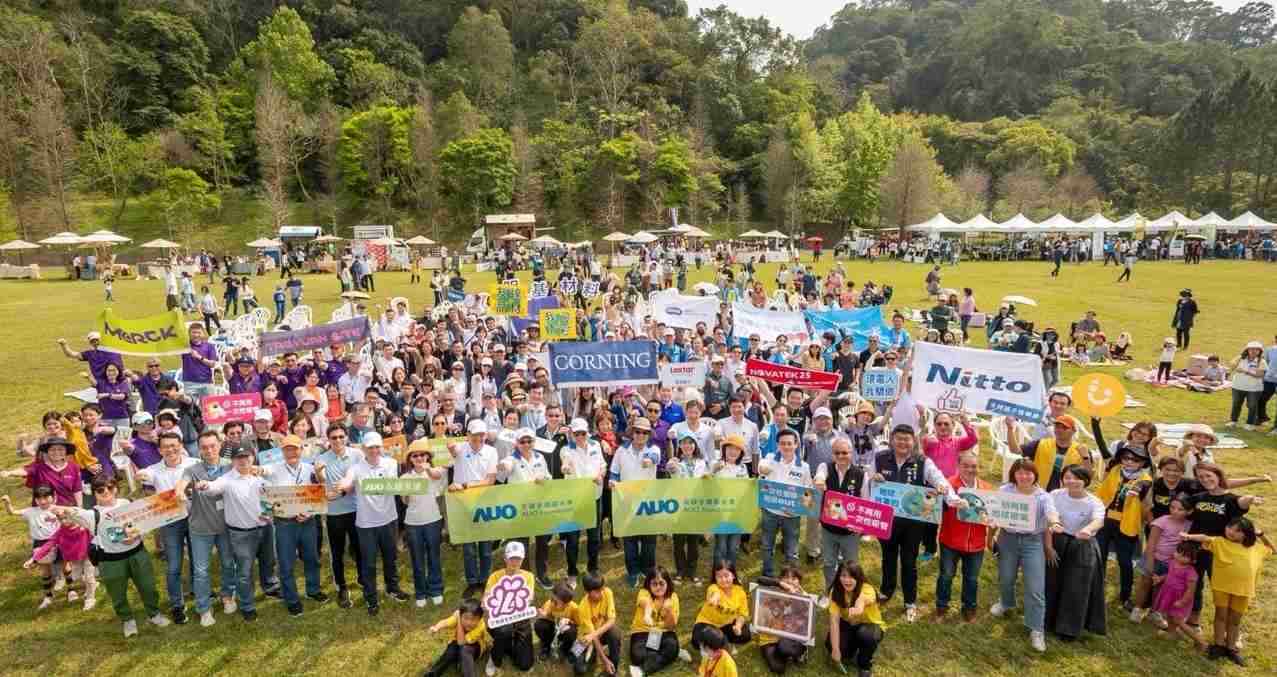 森林舞会致力永续平衡发展，，第14年入选DJSI世界指数成分股（DJSI World），，，在全球顶尖电子设备仪器组件产业展现卓越的永续竞争力，，获国际指数肯定